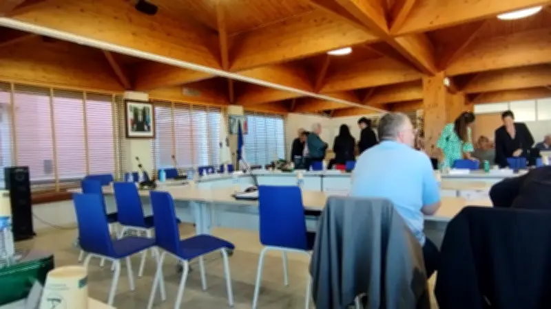 Palavas-les-Flots : un conseil municipal écourté à cause d'un conflit sur le plan de table