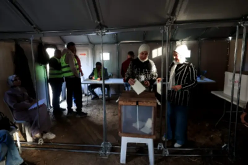 Palestiniens aux urnes : premier scrutin municipal depuis la guerre à Gaza