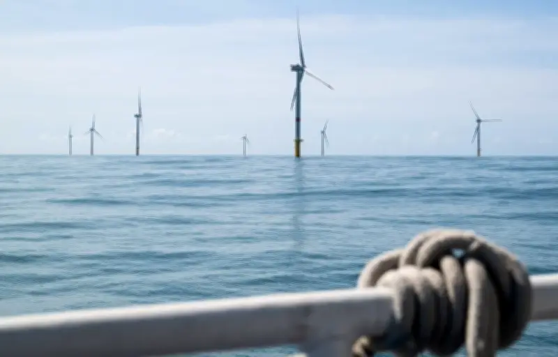 Parc éolien Yeu-Noirmoutier : dernière éolienne posée, exploitation à 100%