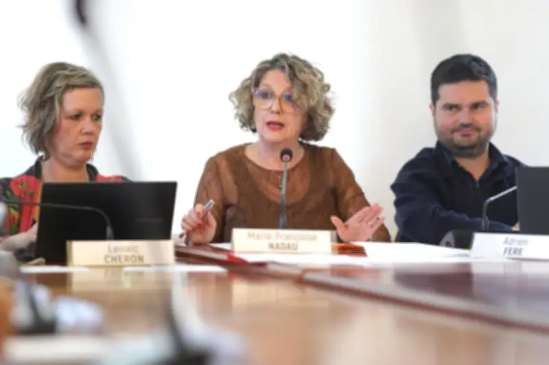 Parentis-en-Born : les élus réduisent leurs indemnités pour financer les conseillers délégués