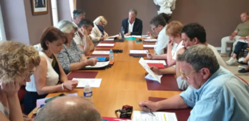 Épargnes : la majorité rejette les candidatures de l'opposition aux commissions clés