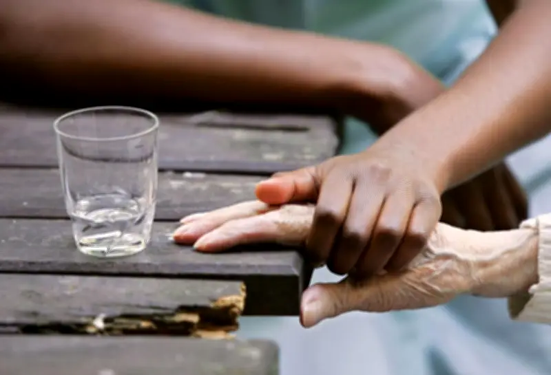 Parkinson : une maladie neurodégénérative mondiale aux causes encore mystérieuses