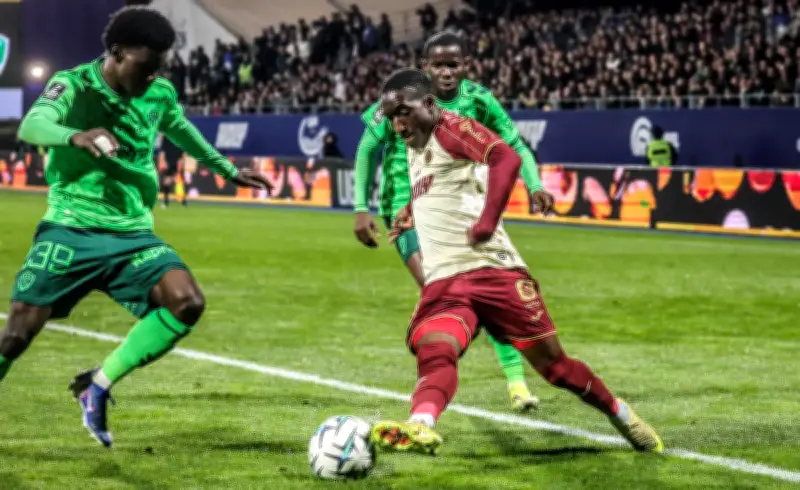 Pau FC face à une crise offensive avant le déplacement à Annecy