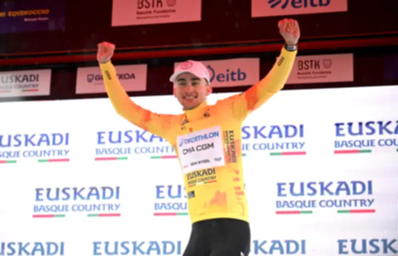 Paul Seixas, le prodige français qui réécrit l'histoire du cyclisme mondial