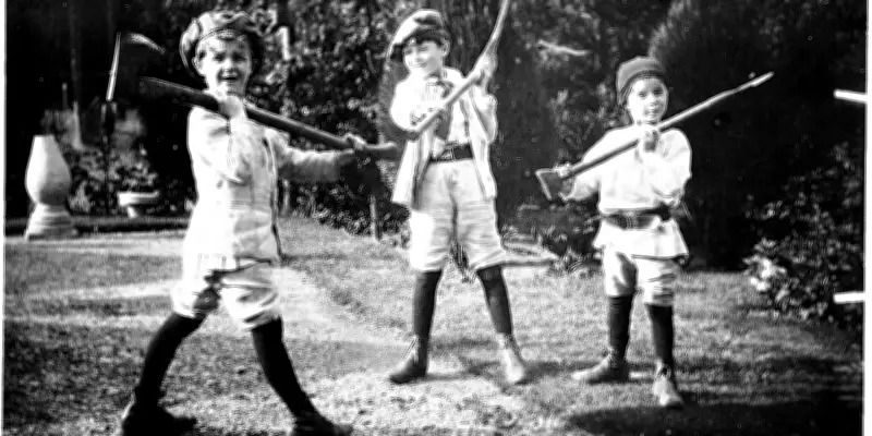 Peter Pan, figure mythique qui incarne le rêve d'une enfance éternelle