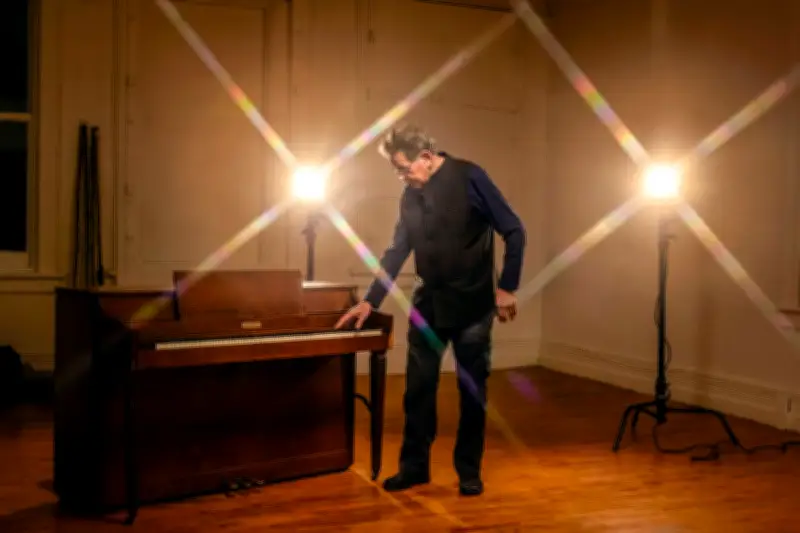 Philip Glass et son opéra en sanskrit sur Gandhi : appropriation culturelle ou hommage ?