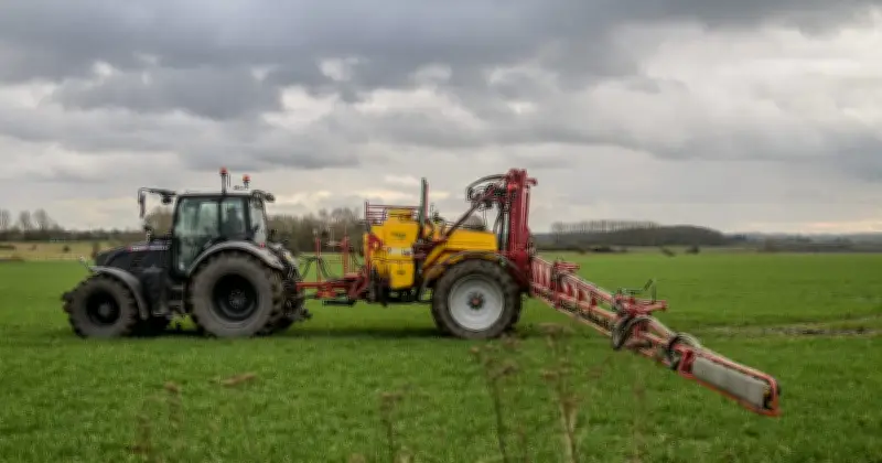 PhytAtmo : une carte inédite révèle les pesticides dans l'air en France