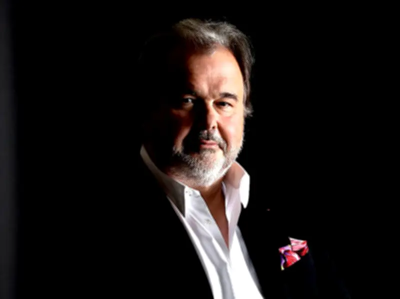 Pierre Hermé : 50 ans de carrière et son dictionnaire amoureux de la pâtisserie