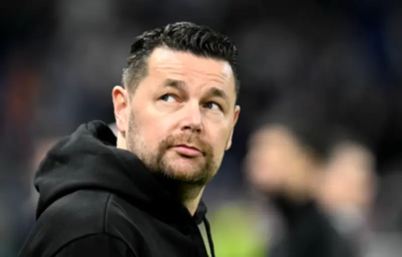 Pierre Sage, l'entraîneur de Lens qui mise sur la culture locale et la cohérence