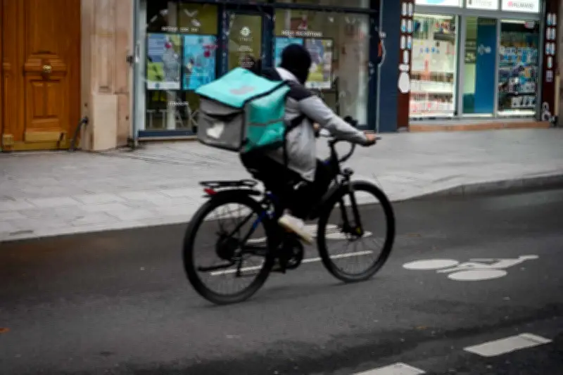 Plainte contre Uber Eats et Deliveroo pour traite d'êtres humains