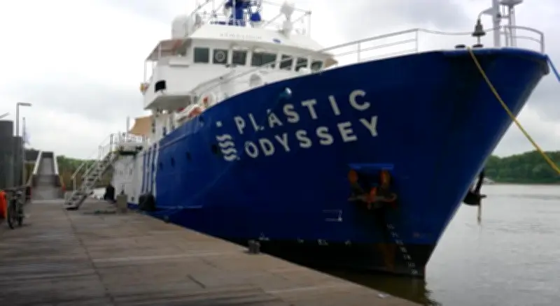 Plastic Odyssey : escale à Bordeaux après un tour du monde