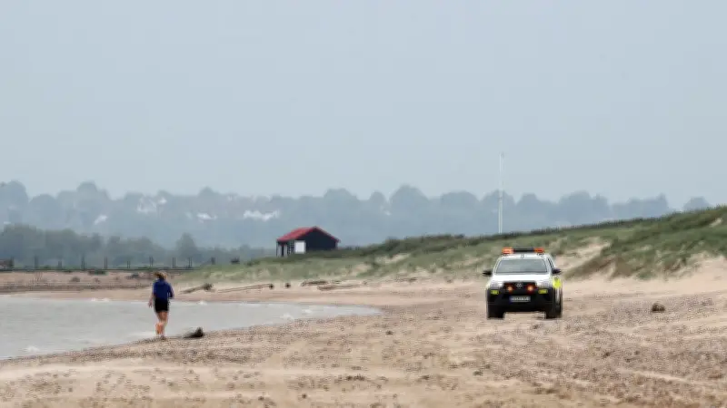 Pollution massive aux billes plastique sur les plages anglaises