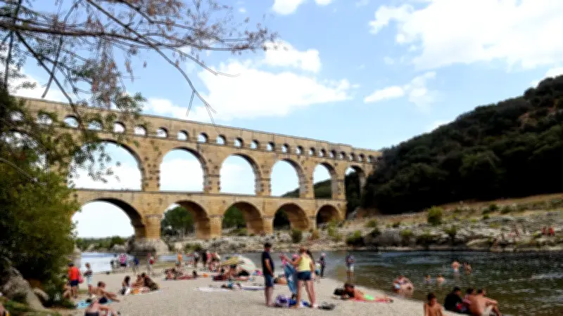 Pont du Gard : le jeune homme qui avait sauté est sorti de l'hôpital