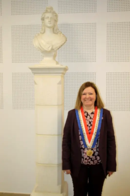 Port-Sainte-Foy-et-Ponchapt installe sa nouvelle équipe municipale avec Christel Defoulny comme maire