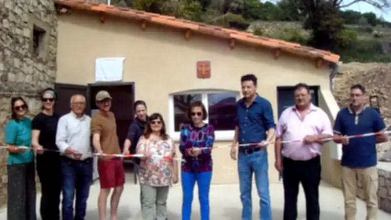 Poujols inaugure une cuisine extérieure grâce à l'entraide villageoise