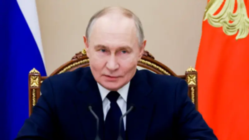 Poutine affirme que ses troupes avancent « avec assurance » en Ukraine