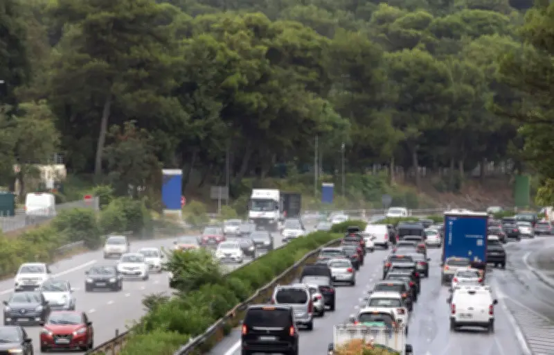 Pâques : trafic rouge dans le nord-ouest, embouteillages massifs attendus