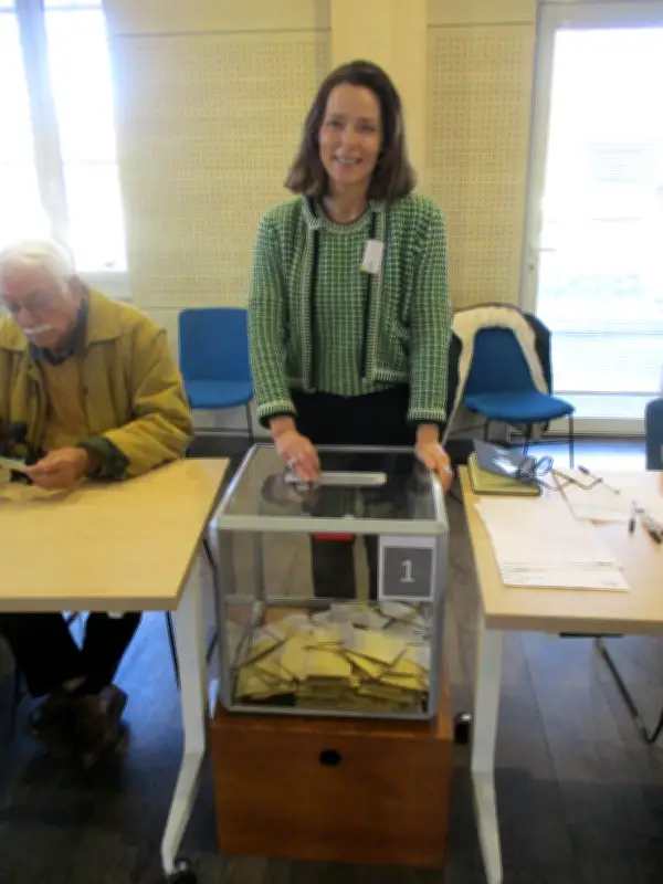 Premier Conseil municipal à Biscarrosse : votes et indemnités au cœur des débats