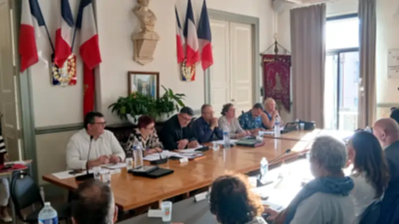 Premier conseil municipal à Saint-André-de-Sangonis : vigilance budgétaire et nomination surprise
