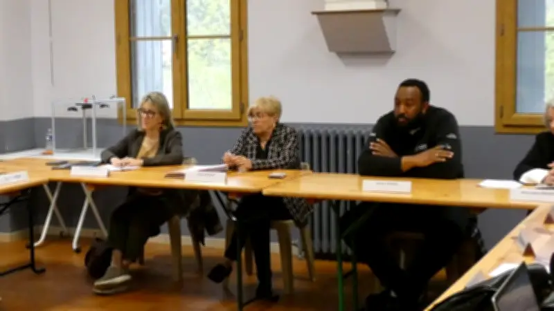 Premier conseil municipal à Soubès : divergences marquées entre majorité et opposition
