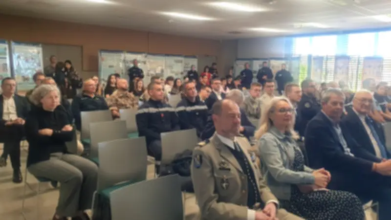Premier Forum des Métiers de la Défense et de la Sécurité au Lycée Lucie Aubrac