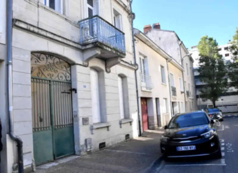 Périgueux : quatre personnes mises en cause après une tentative de meurtre à l'arme blanche