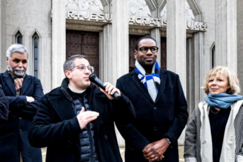 Procession du Vendredi Saint à Agen : un pèlerinage urbain pour témoigner de la foi