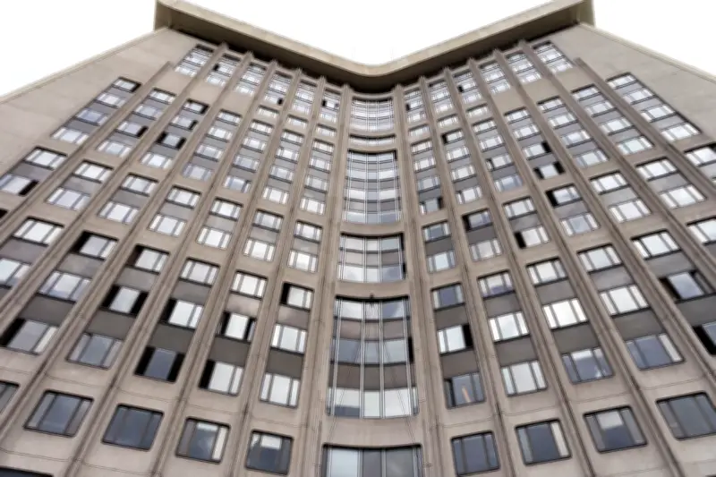 Procès du triple infanticide d'Alfortville : le père confesse 'l'irréparable'