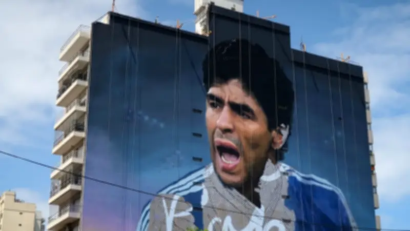 Procès Maradona : la famille revit un deuil avec le second procès sur la mort de l'idole