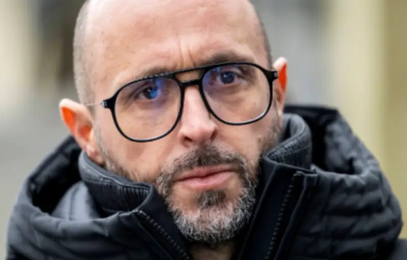 Propriétaire du bar incendié dispensé d'audition mais filmé en travaux