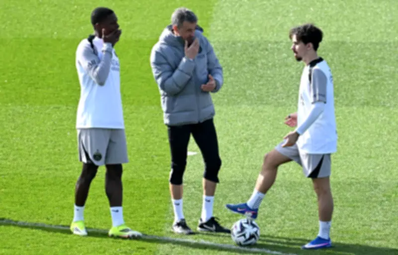 PSG : Nuno Mendes de retour, Vitinha forfait à Angers
