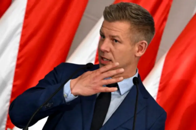 Péter Magyar promet un « changement de régime complet » en Hongrie