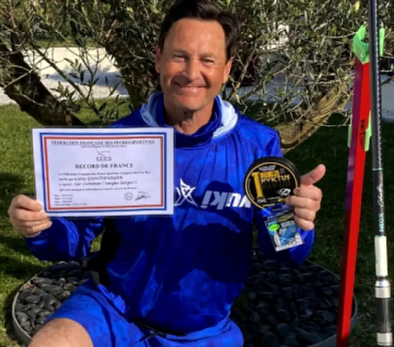 Record de France de pêche battu à Mimizan avec un sar de 2,7 kg