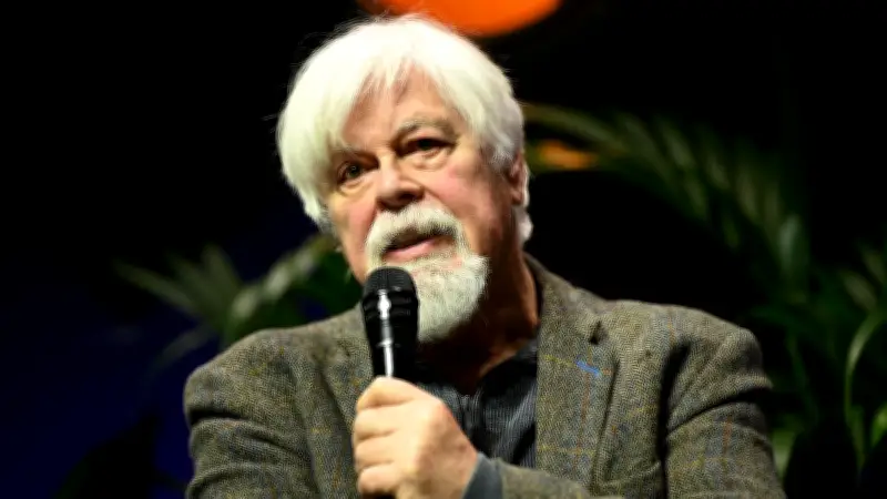 Refus d'asile politique à Paul Watson : la France fait polémique
