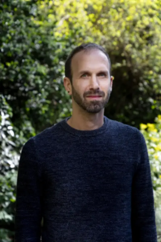 Renaud de Chaumaray reçoit le prix L'Envol de Biscarrosse pour son roman « Quitter la vallée »