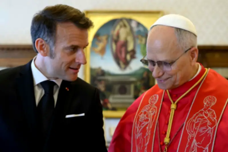 Rencontre historique entre Macron et le pape Léon XIV au Vatican : une heure d'échanges sur le Moyen-Orient