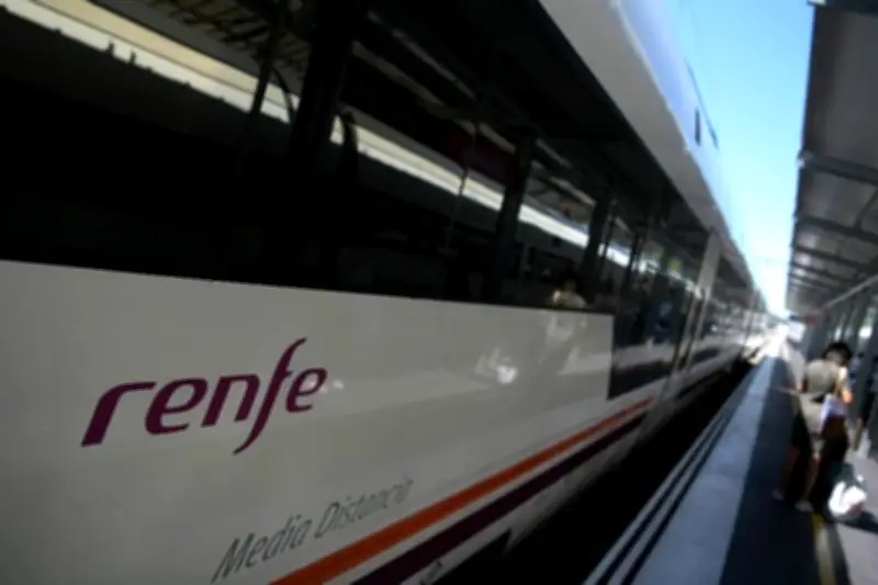 Renfe suspend son projet de TGV entre l'Espagne et Paris face à des obstacles techniques