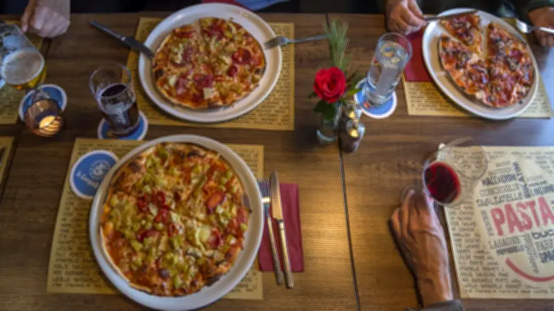 Resto-basket en Italie : des Françaises traquées sur Facebook et rattrapées