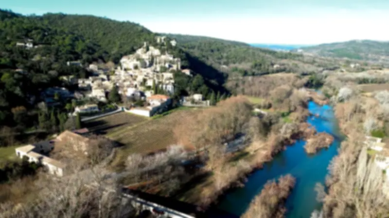 Rhodanie révèle des trésors historiques du Gard : des guerres napoléoniennes aux sépultures romaines