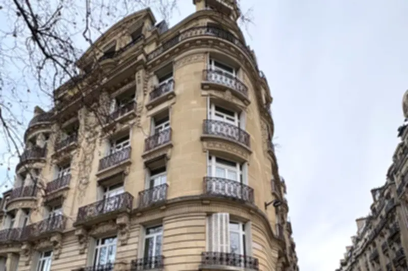 Éric Ciotti ferme et vend la Maison de la Métropole Nice Côte d'Azur à Paris pour réaliser des économies