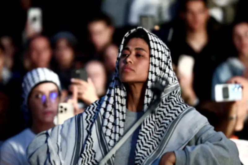 Rima Hassan, eurodéputée LFI, cumule 23 plaintes en moins de deux ans de mandat