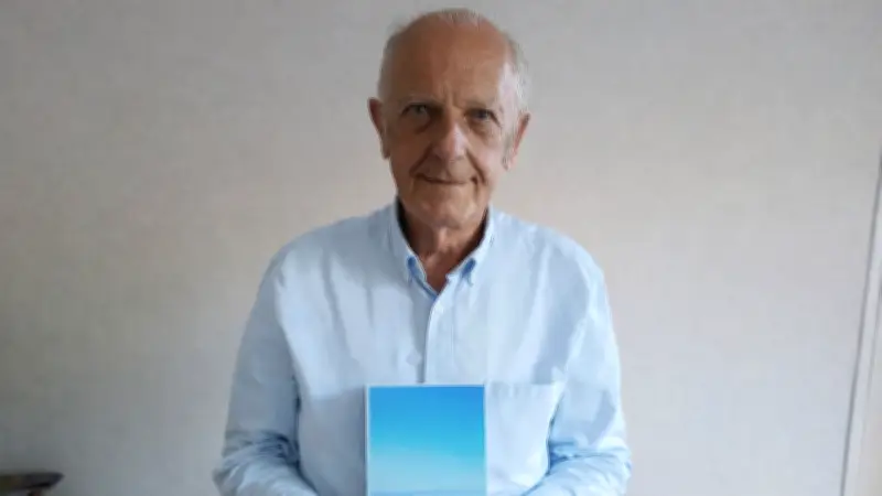 Robert Chauvin publie Horizons infinis, un recueil poétique célébrant les Cévennes