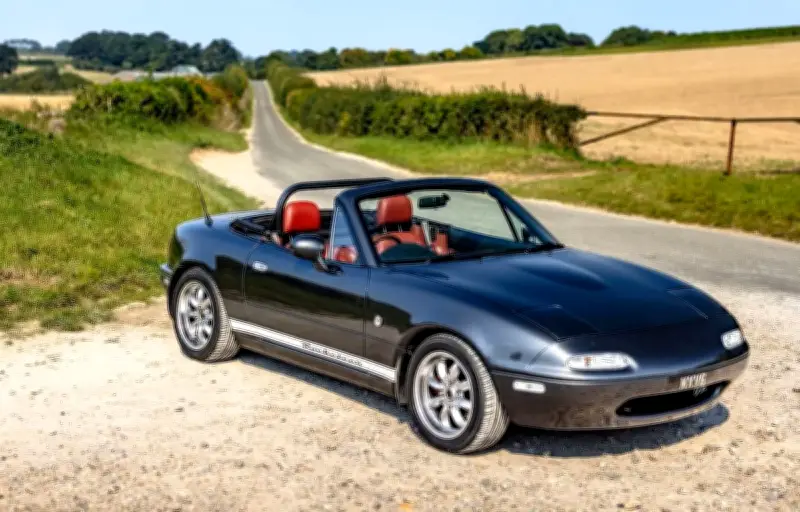 Rocketeer Cars greffe un V6 Jaguar sur Mazda MX-5 : homologué en UE