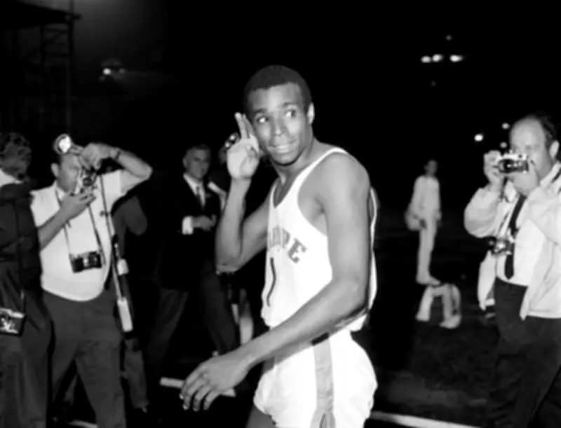 Roger Bambuck : de la piste au pouvoir, un destin français en images