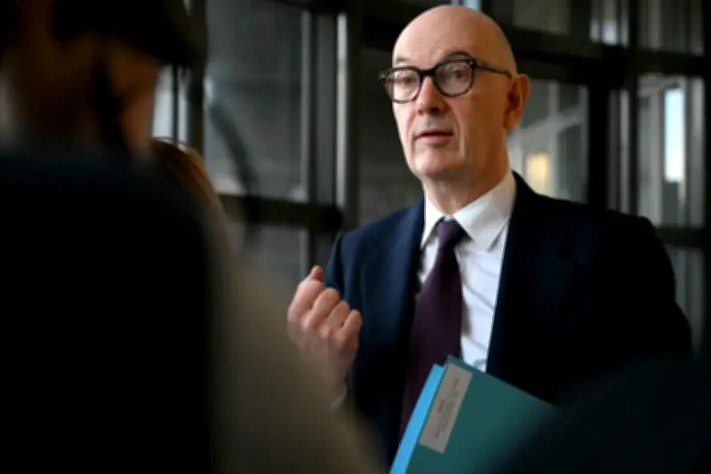 Roland Lescure demande à l'UE une enquête sur les marges des raffineries