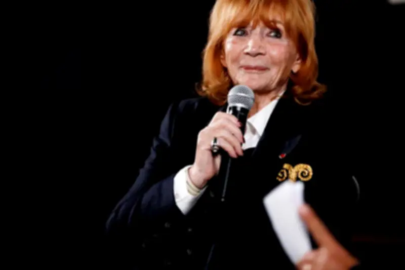 Rose Torrente-Mett, 94 ans, dénonce l'invisibilisation des femmes en haute couture