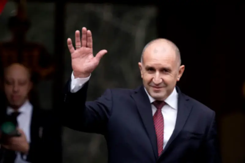 Roumen Radev, vainqueur des législatives bulgares, incarne un équilibre stratégique entre tradition et modernité