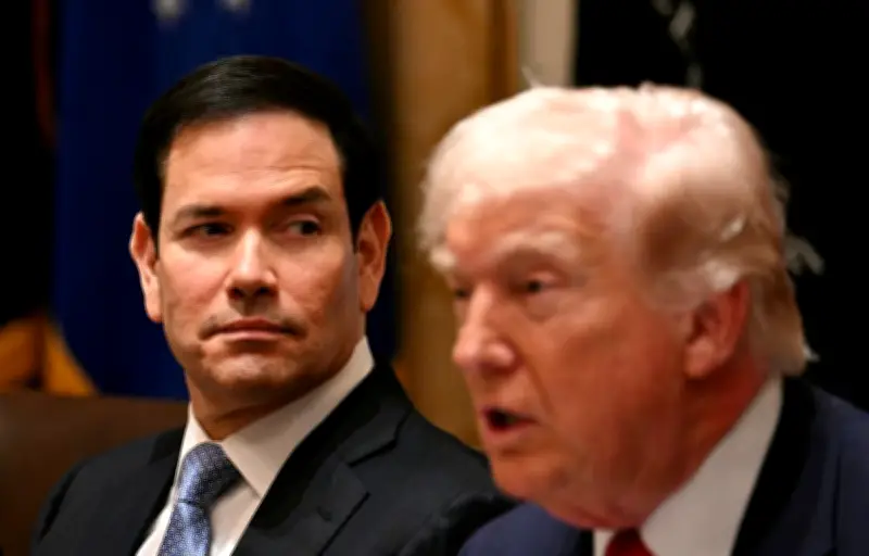 Rubio appelle à réviser les liens avec l'Otan, tensions Ukraine-Hongrie s'intensifient