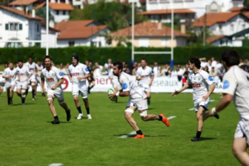 Rugby : Hendaye domine Lévézou et prend une option pour la qualification