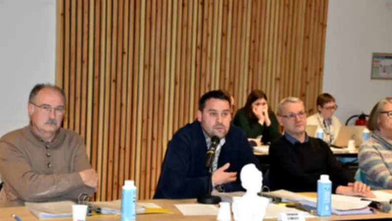 Saint-Affrique : Le débat sur les indemnités des élus s'enflamme en conseil municipal